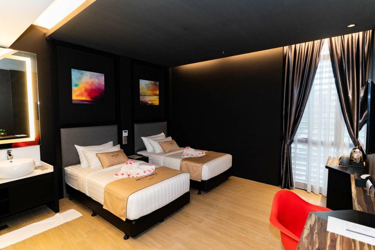 Artworks Hotel Ipoh Exteriör bild